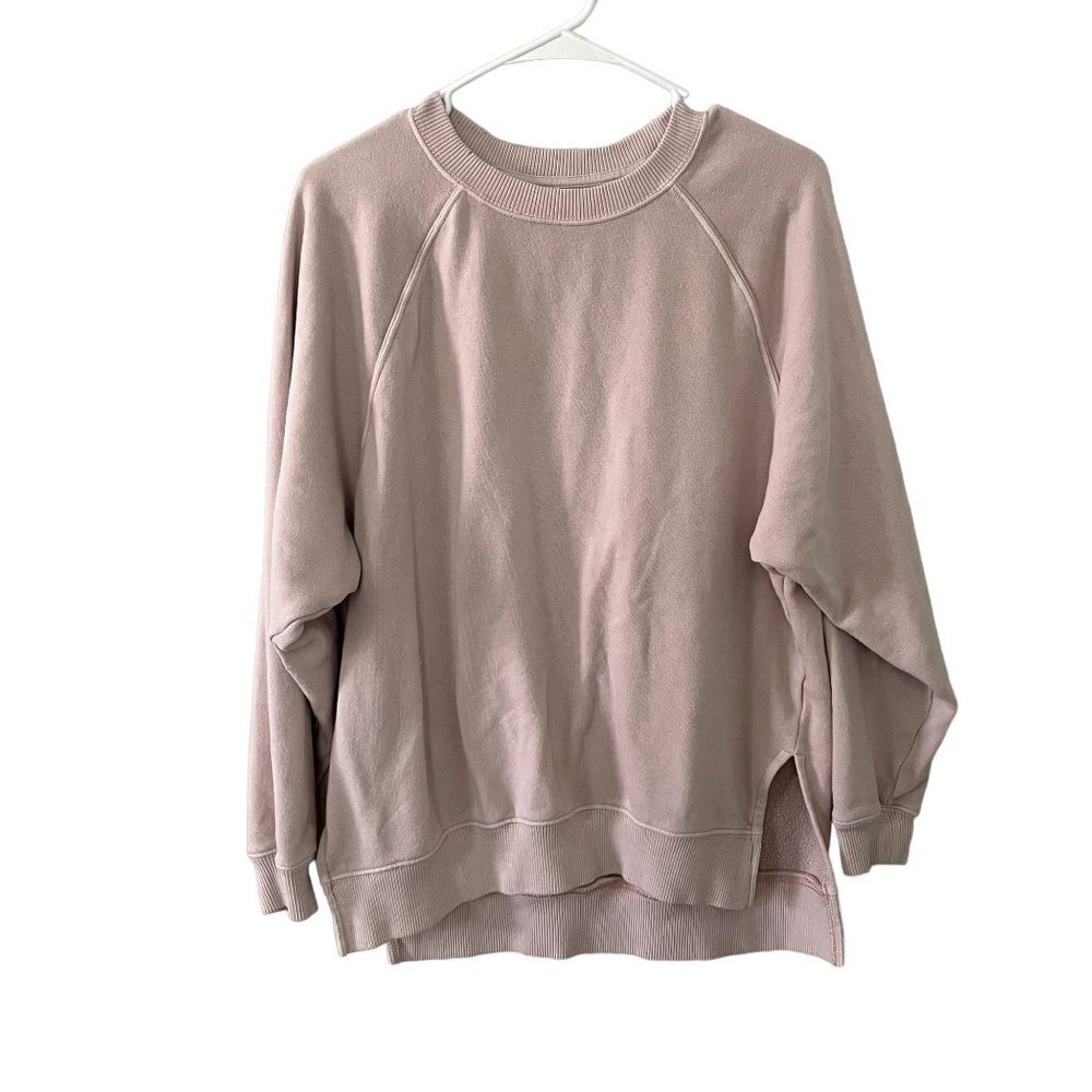 American Eagle Jegging Fit pink crewneck sweater comfortable classic cotton